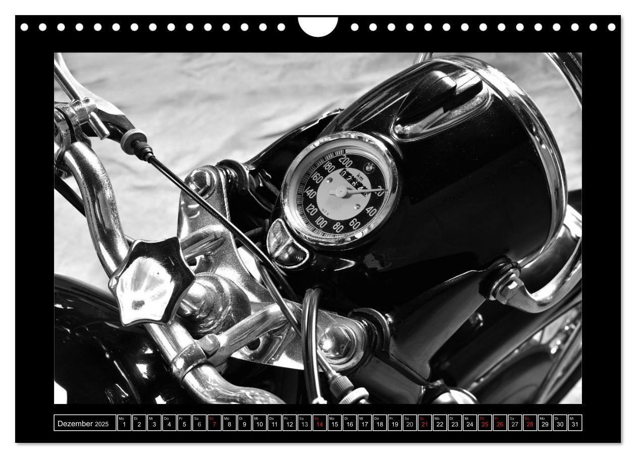 Bild: 9783435567034 | BMW R69S in schwarzweiss (Wandkalender 2025 DIN A4 quer), CALVENDO...