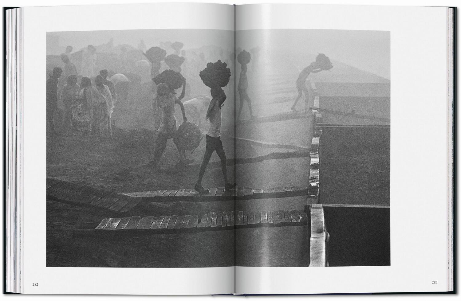 Bild: 9783836596329 | Sebastião Salgado. Workers. An Archaeology of the Industrial Age