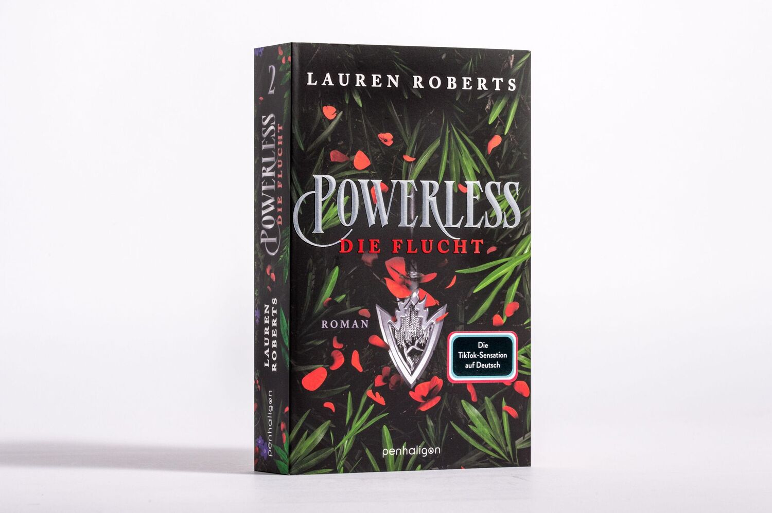 Bild: 9783764533243 | Powerless - Die Flucht | Lauren Roberts | Taschenbuch | 464 S. | 2024