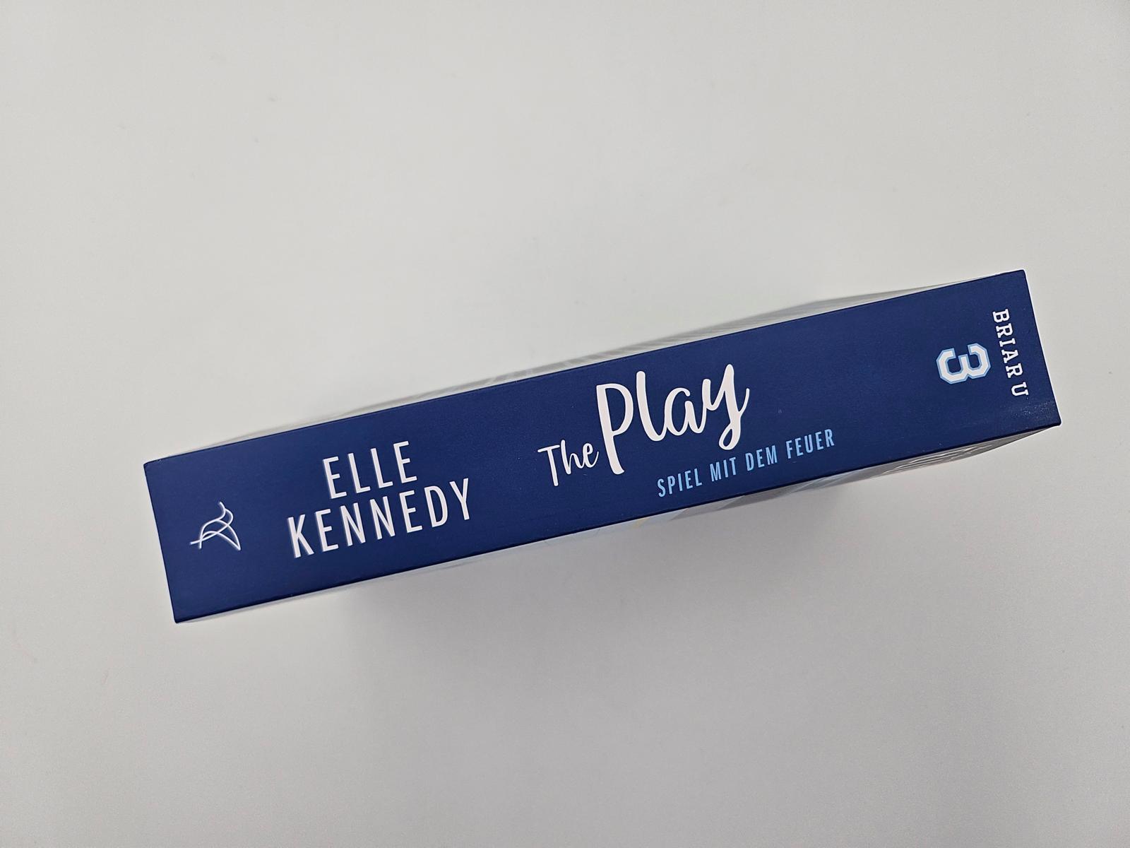 Bild: 9783492067232 | The Play - Spiel mit dem Feuer | Elle Kennedy | Taschenbuch | Briar U