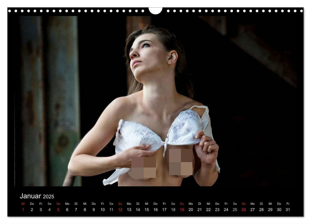 Bild: 9783435763870 | Outdoor Aktkalender 2025 (Wandkalender 2025 DIN A3 quer), CALVENDO...