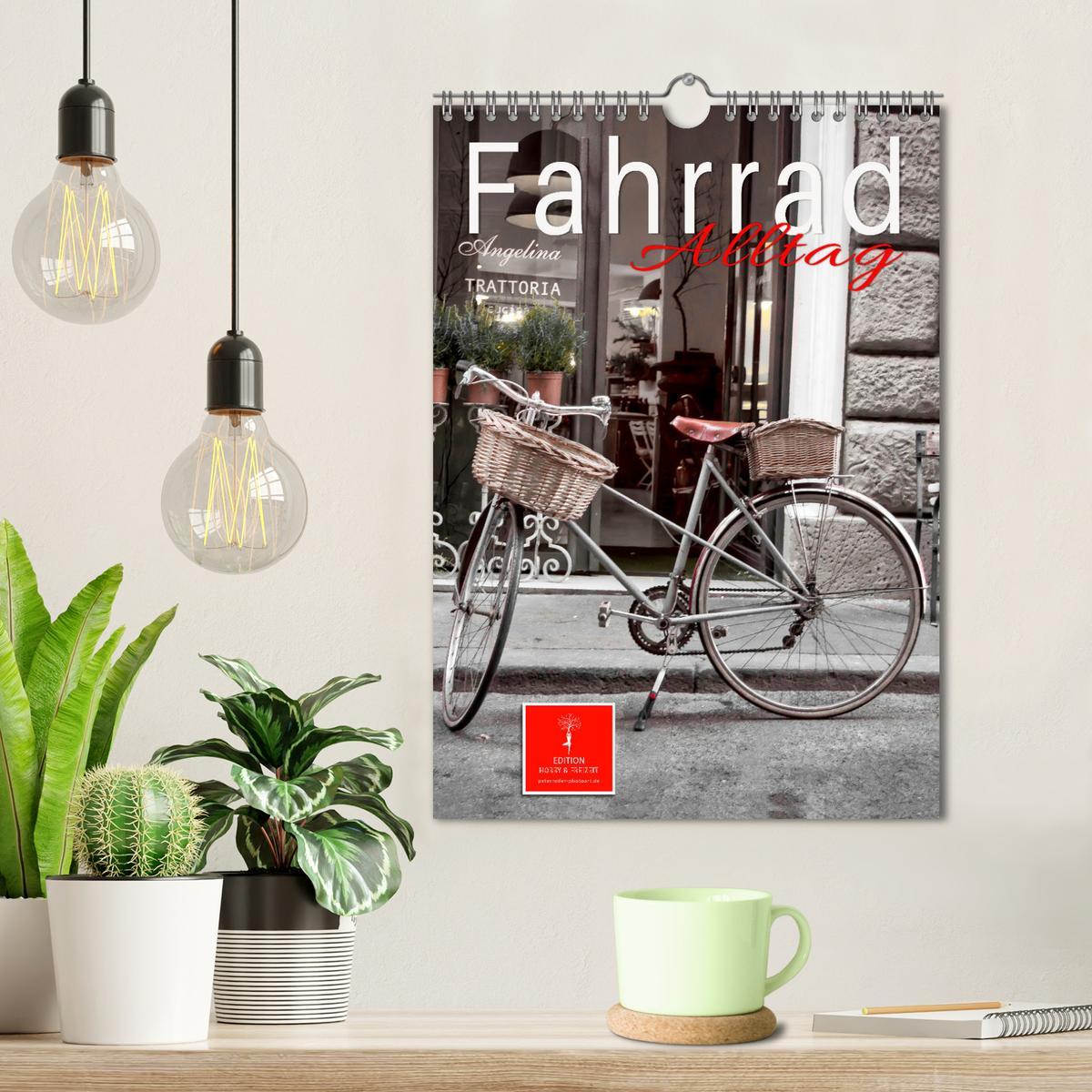 Bild: 9783435910618 | Fahrrad Alltag (Wandkalender 2025 DIN A4 hoch), CALVENDO...