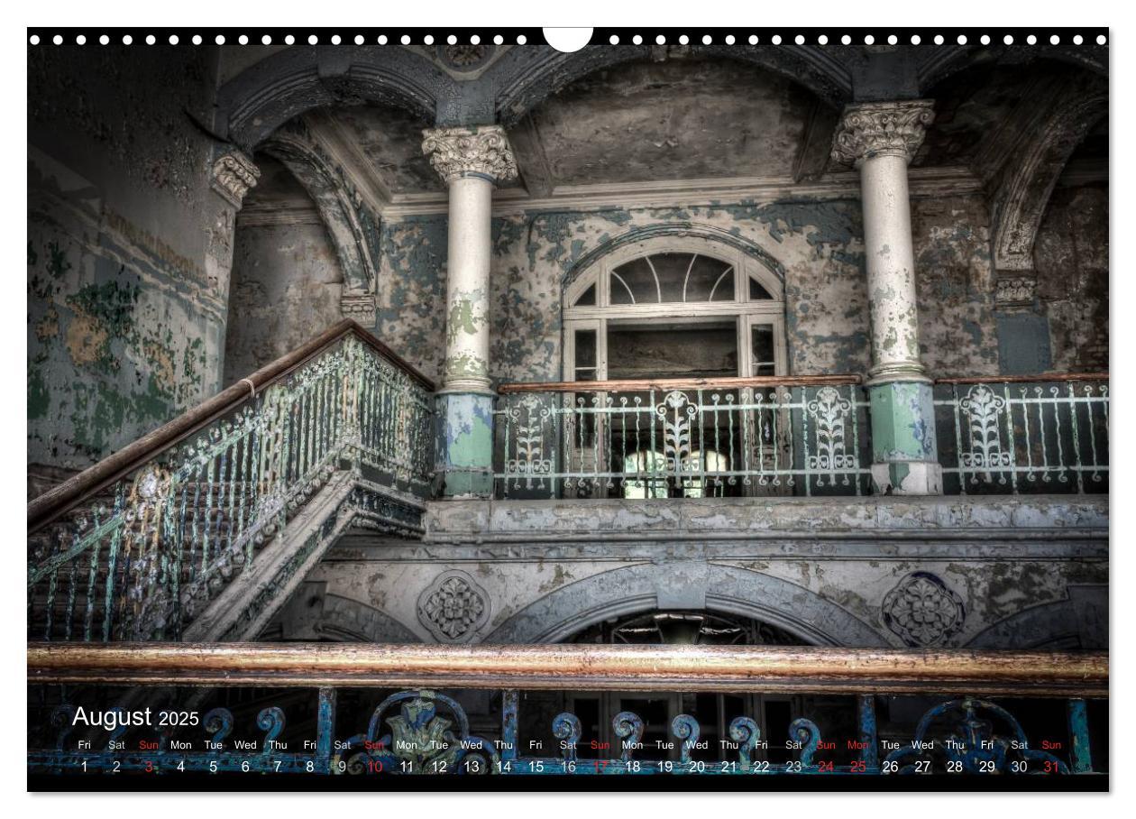 Bild: 9781325963225 | Lost Places HDR Beelitz II (Wall Calendar 2025 DIN A3 landscape),...