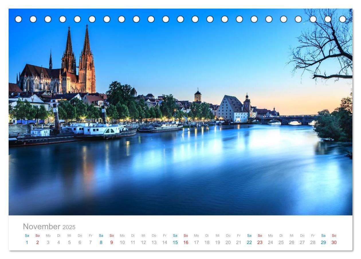 Bild: 9783435477326 | Regensburg - Welterbestadt an der Donau (Tischkalender 2025 DIN A5...