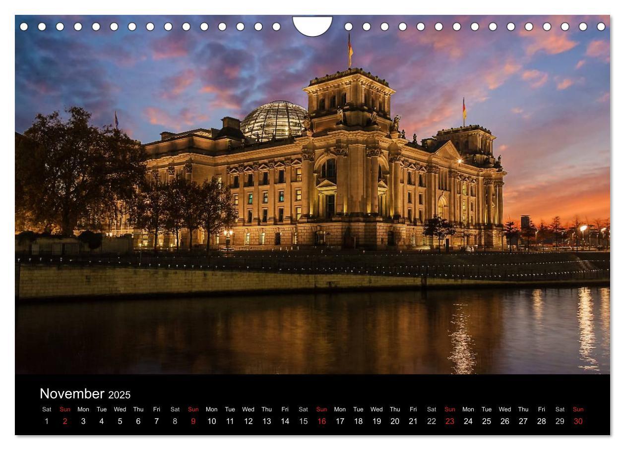 Bild: 9781325962549 | Sunsets of Berlin (Wall Calendar 2025 DIN A4 landscape), CALVENDO...