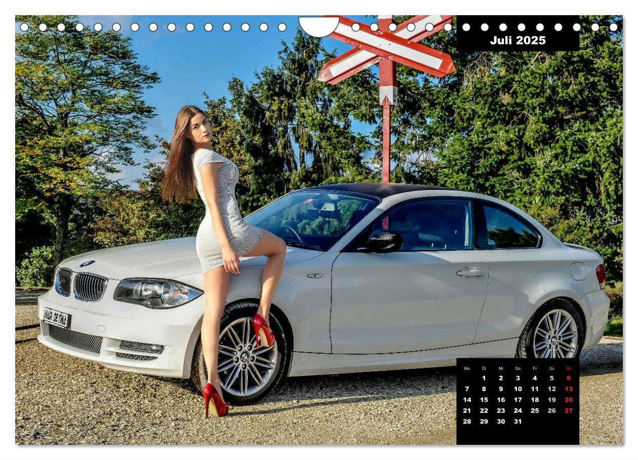 Bild: 9783435638581 | Kurven - Fieber - Modelle und Autos (Wandkalender 2025 DIN A4...