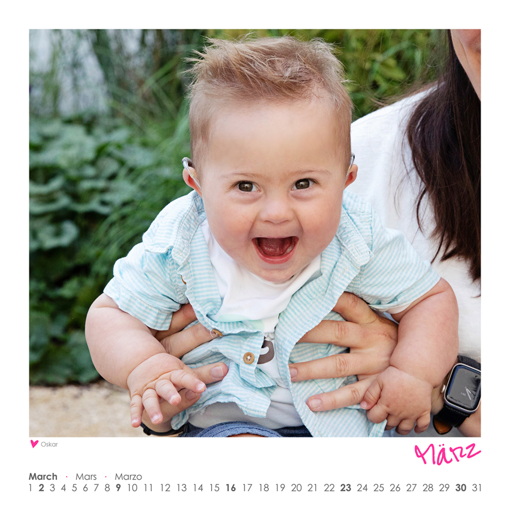 Bild: 9783862561957 | Tischkalender A little extra 2025 | Conny Wenk | Kalender | 12 S.