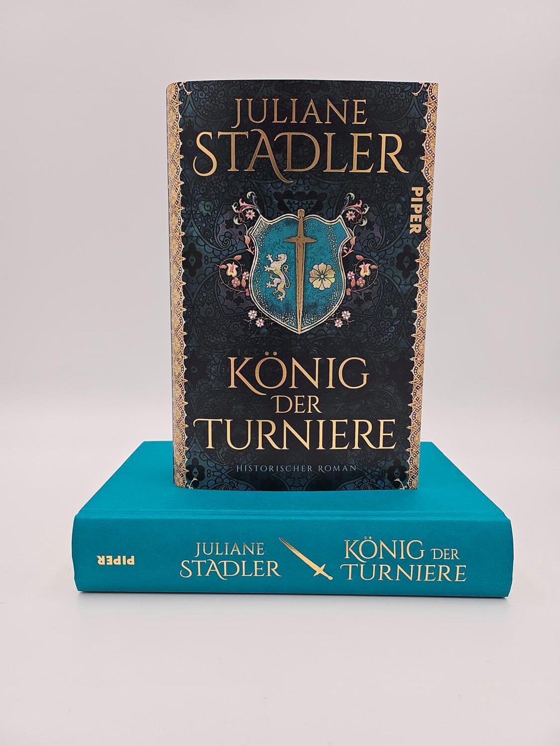 Bild: 9783492070553 | König der Turniere | Historischer Roman | Juliane Stadler | Buch