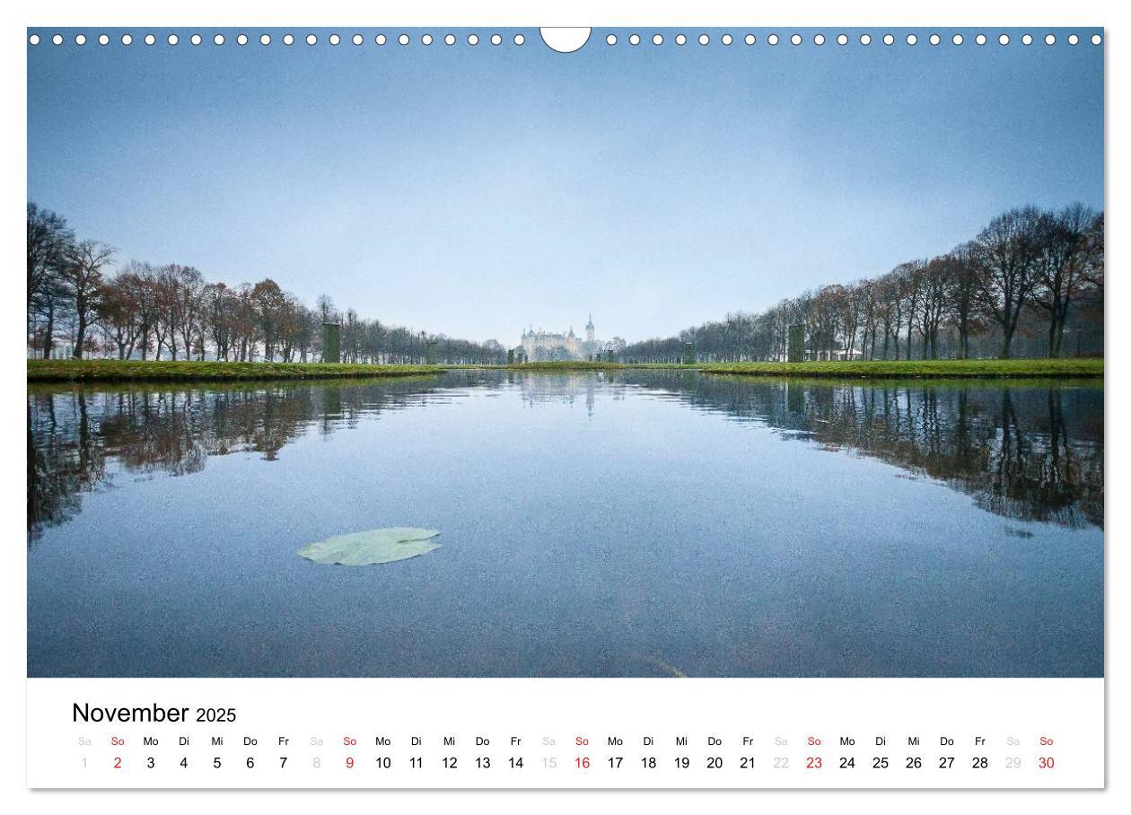 Bild: 9783435655472 | Schweriner Märchenschloss (Wandkalender 2025 DIN A3 quer), CALVENDO...