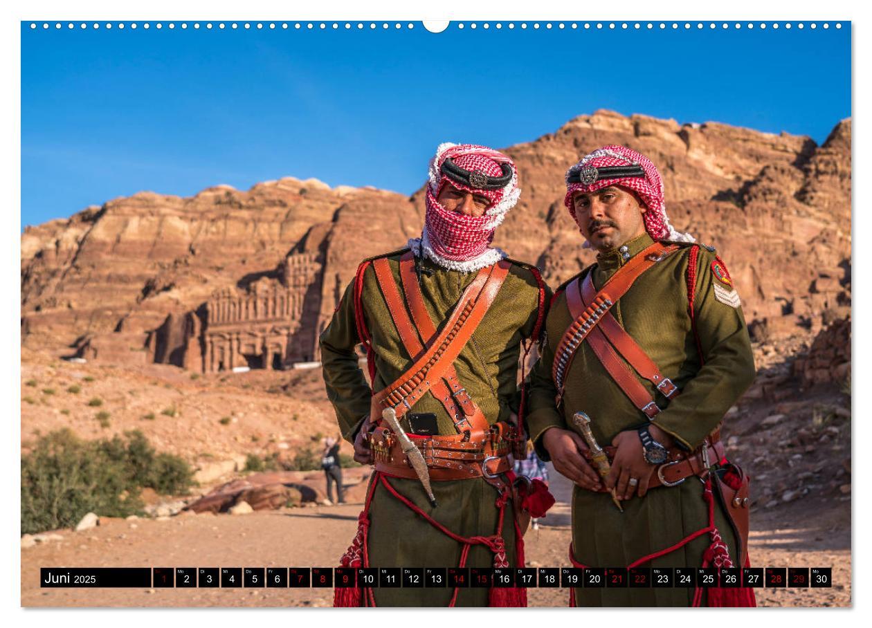 Bild: 9783435262922 | Petra - Jordanien (Wandkalender 2025 DIN A2 quer), CALVENDO...