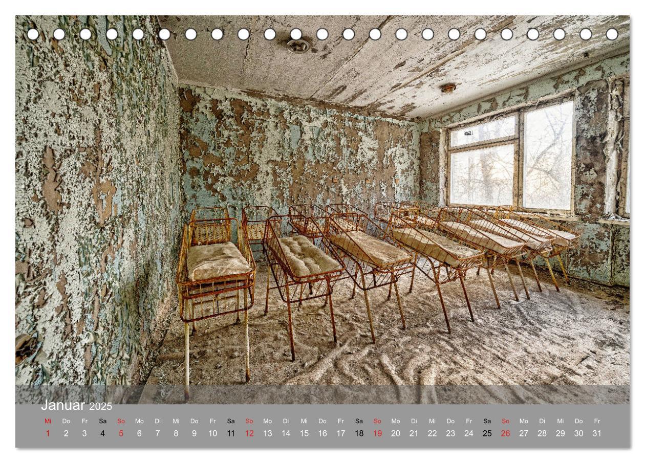 Bild: 9783435167586 | Tschernobyl - In der Sperrzone (Tischkalender 2025 DIN A5 quer),...