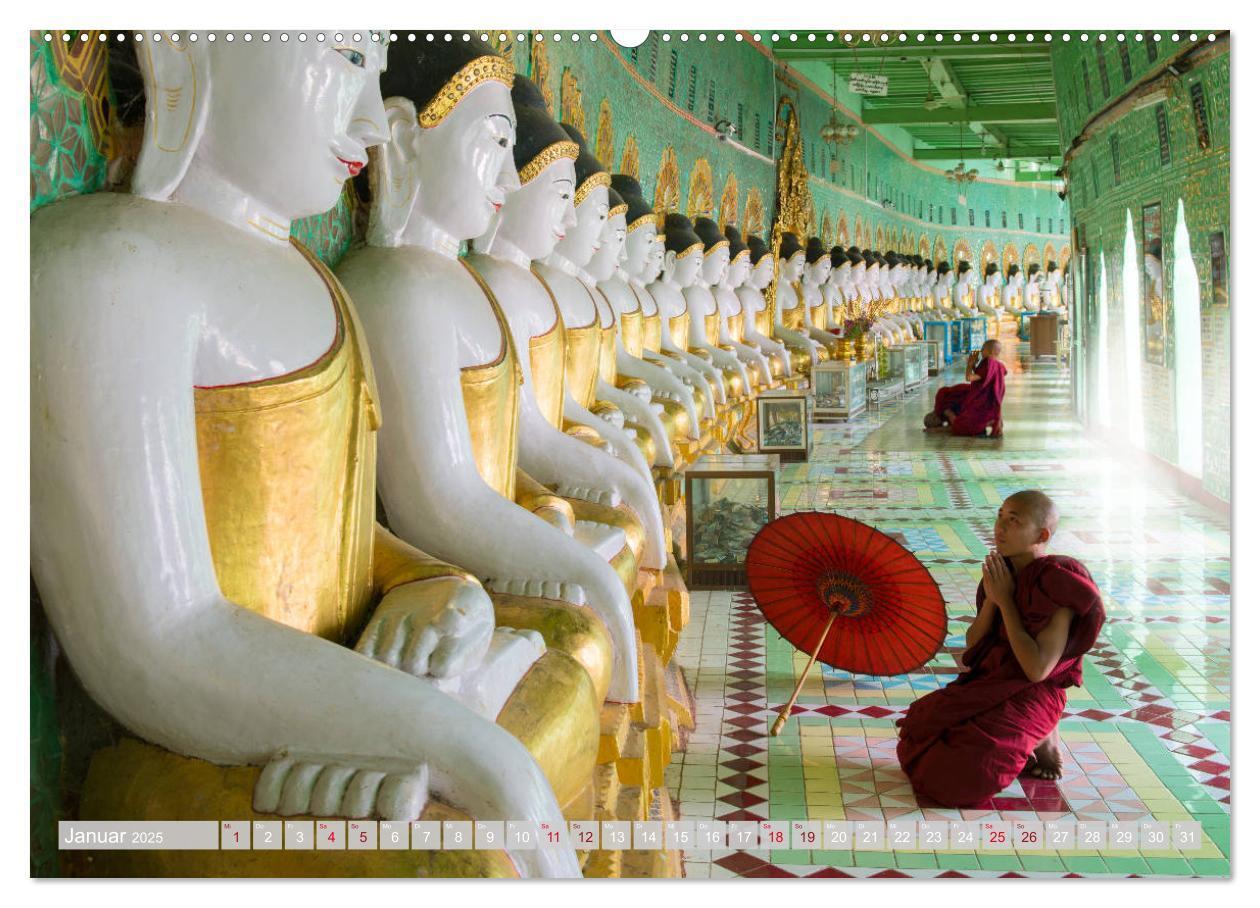 Bild: 9783435077991 | IM REICH DES BUDDHA - DER ROTE SCHIRM (Wandkalender 2025 DIN A2...