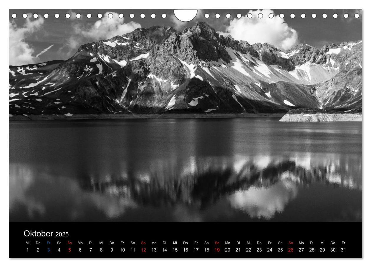 Bild: 9783435660377 | BERGE IN SCHWARZ WEISS (Wandkalender 2025 DIN A4 quer), CALVENDO...