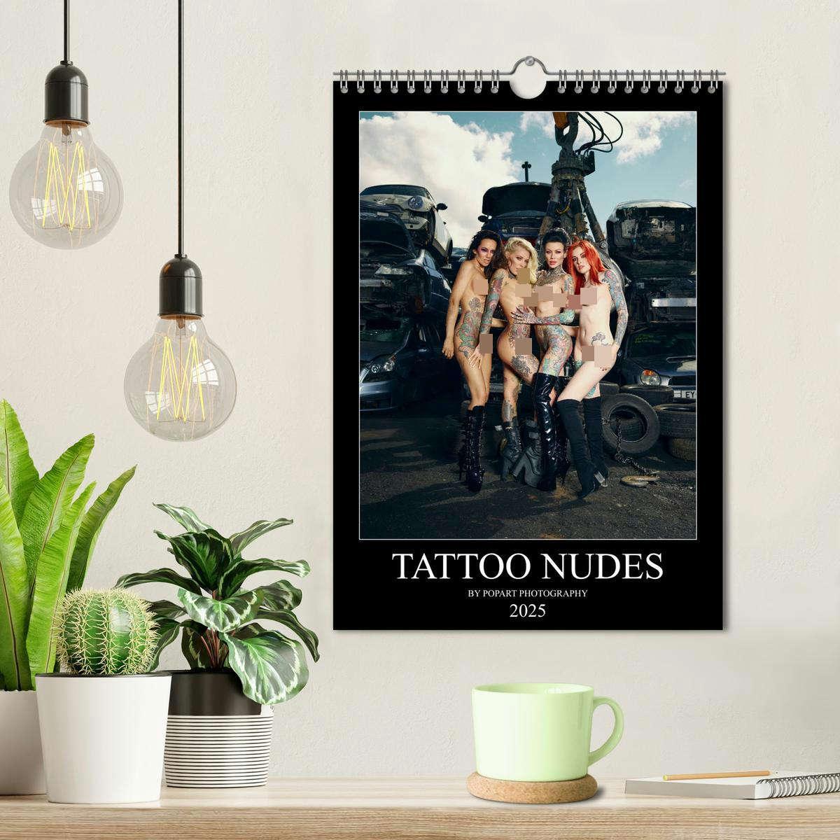 Bild: 9783435976010 | TATTOO NUDES (Wandkalender 2025 DIN A4 hoch), CALVENDO Monatskalender