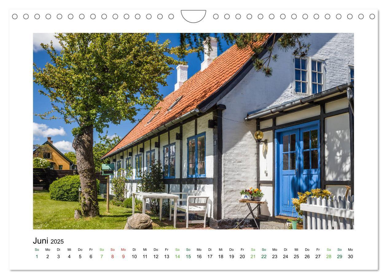 Bild: 9783435567720 | Landhäuser mit Charme (Wandkalender 2025 DIN A4 quer), CALVENDO...