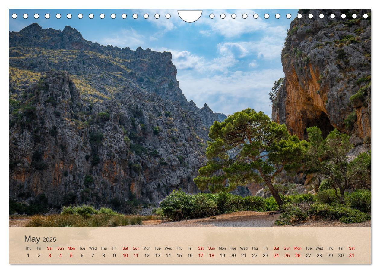 Bild: 9781325832330 | Mallorca - Pearl of the Mediterranean Sea (Wall Calendar 2025 DIN...