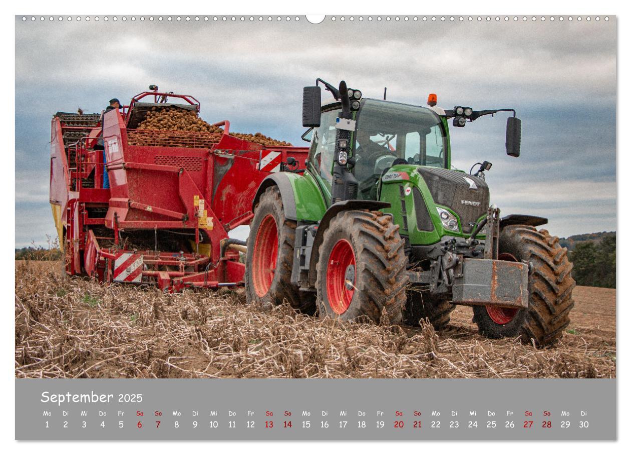 Bild: 9783435083701 | Landtechnik im Einsatz (hochwertiger Premium Wandkalender 2025 DIN...