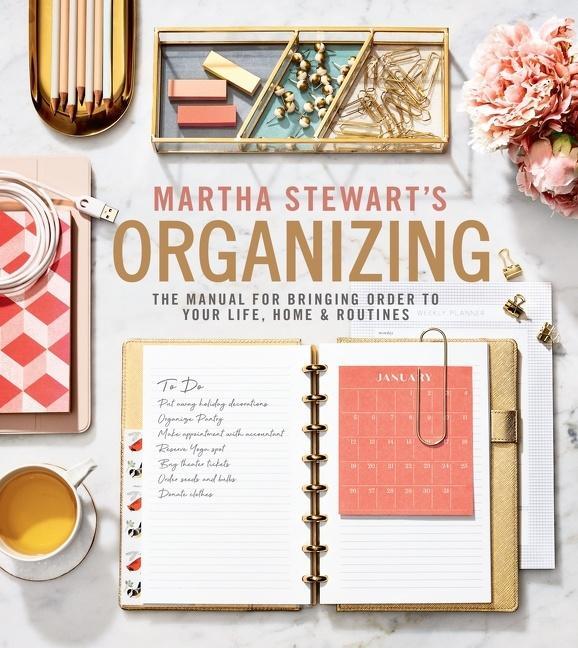 Cover: 9781328508256 | Martha Stewart's Organizing: The Manual for Bringing Order to Your...
