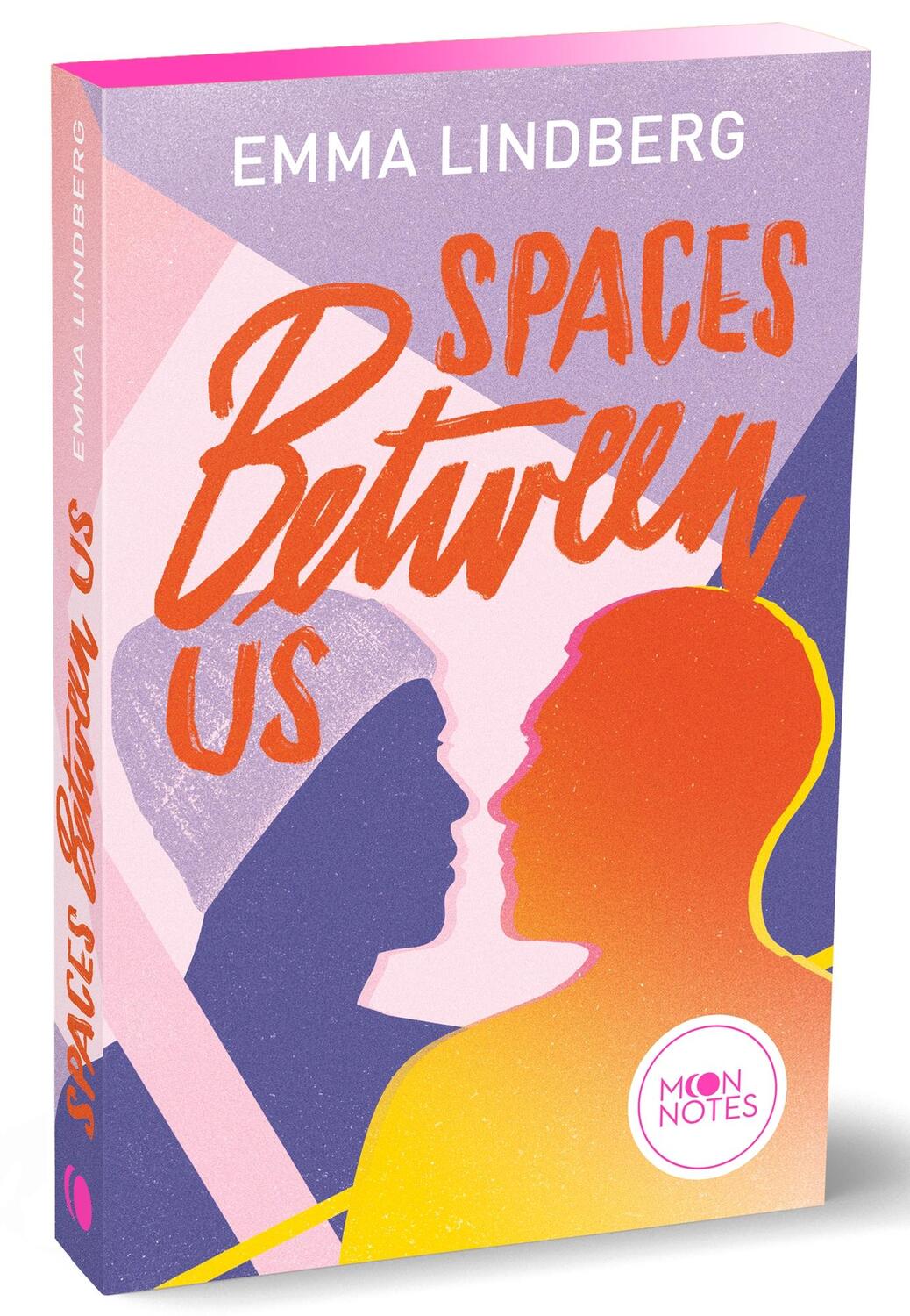 Cover: 9783969760079 | Spaces between us | Queere Lovestory voller Drama und Spannung | Buch