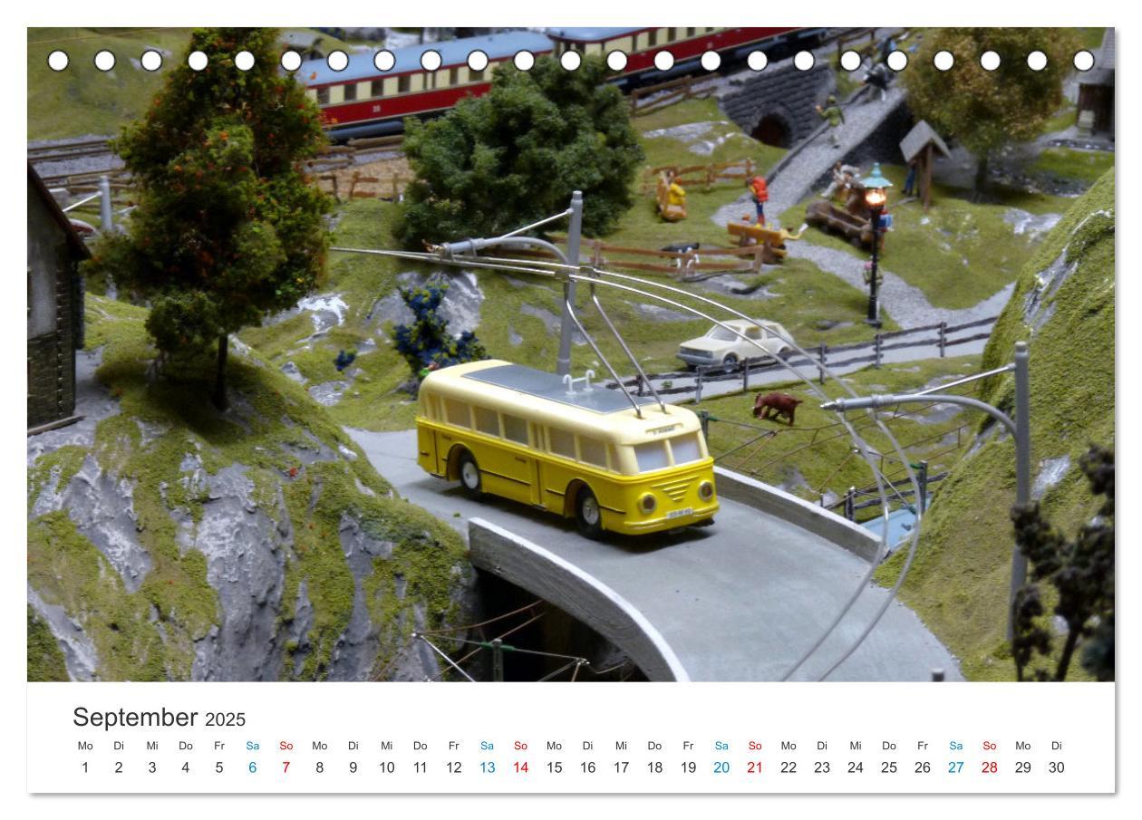 Bild: 9783383761454 | Bahn-Nostalgie im Modell (Tischkalender 2025 DIN A5 quer), CALVENDO...