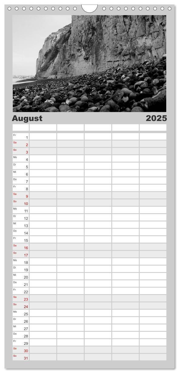 Bild: 9783457122341 | Familienplaner 2025 - BLACK 'N WHITE mit 5 Spalten (Wandkalender,...