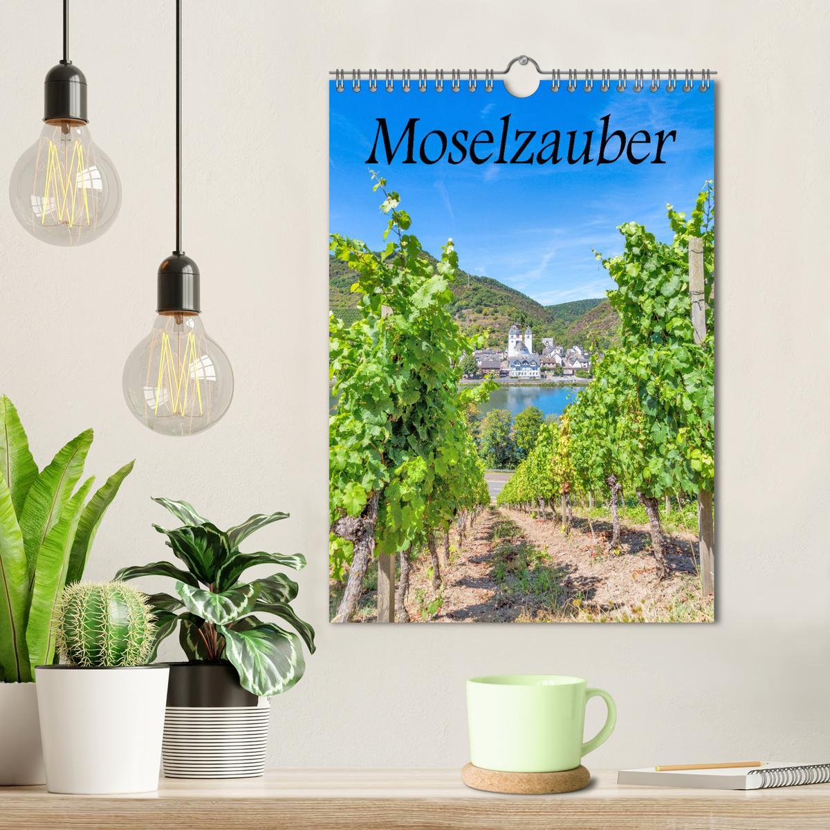 Bild: 9783435921331 | Moselzauber (Wandkalender 2025 DIN A4 hoch), CALVENDO Monatskalender