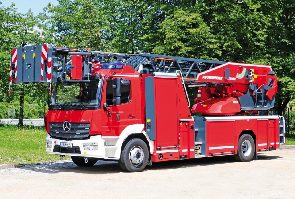 Bild: 9783861339687 | Jahrbuch Feuerwehrfahrzeuge 2021 | Taschenbuch | 160 S. | Deutsch