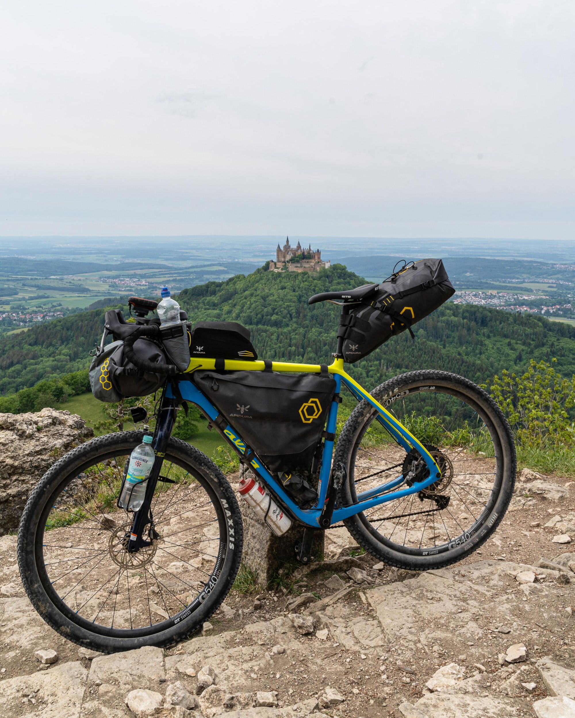 Bild: 9783734331701 | Bikepacking Trans Germany | Sara Hallbauer | Taschenbuch | 240 S.