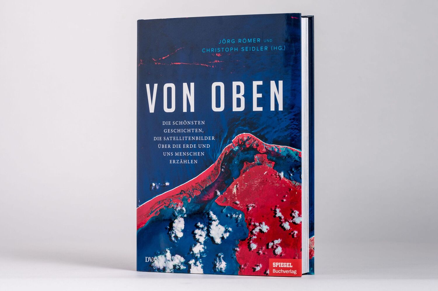 Bild: 9783421048912 | Von oben | Jörg Römer (u. a.) | Buch | 288 S. | Deutsch | 2021 | DVA