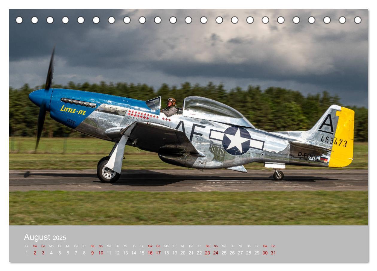 Bild: 9783435147366 | Fliegende Legenden - Warbirds (Tischkalender 2025 DIN A5 quer),...