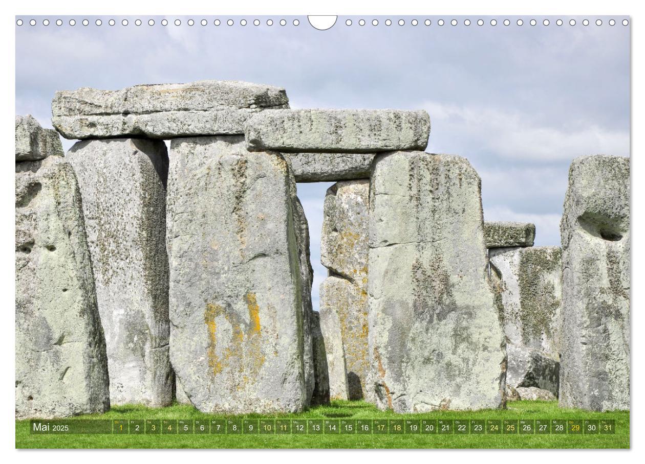 Bild: 9783383918155 | Geheimnisvolles Stonehenge (Wandkalender 2025 DIN A3 quer),...