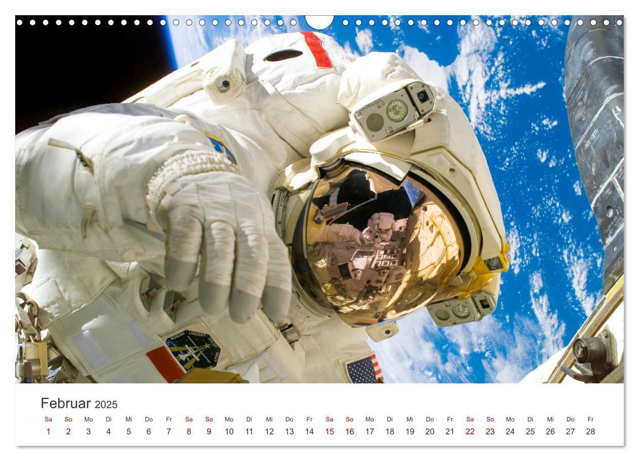 Bild: 9783457181737 | Astronauten - Menschen im Weltall (Wandkalender 2025 DIN A3 quer),...