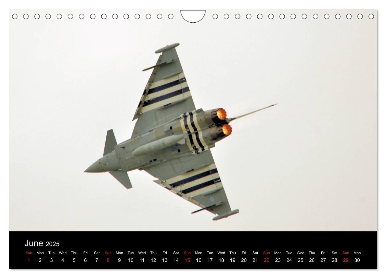 Bild: 9781325954308 | The Mighty Eurofighter Typhoon (Wall Calendar 2025 DIN A4...