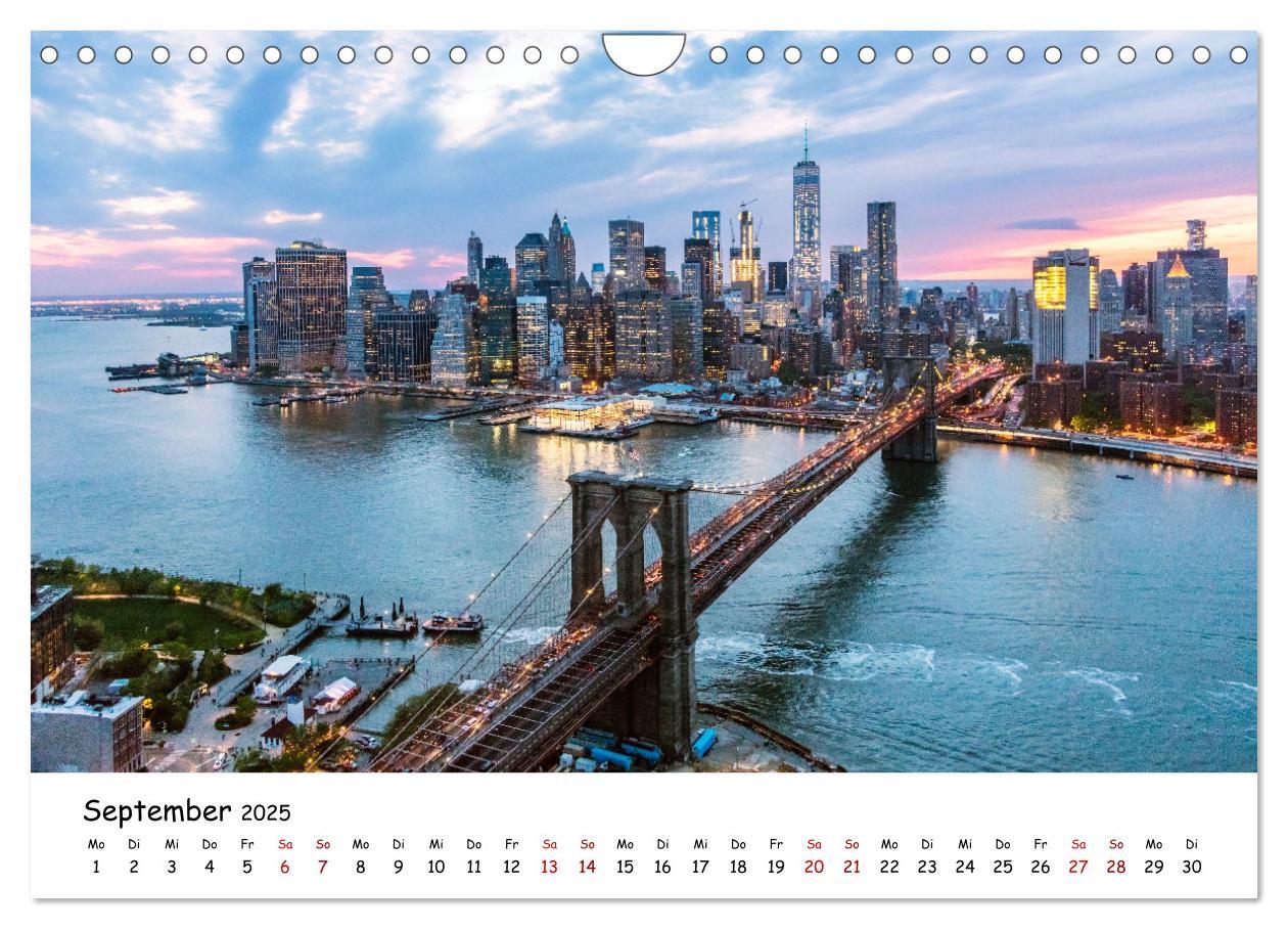 Bild: 9783435048373 | New York City - Atemberaubende Ansichten (Wandkalender 2025 DIN A4...