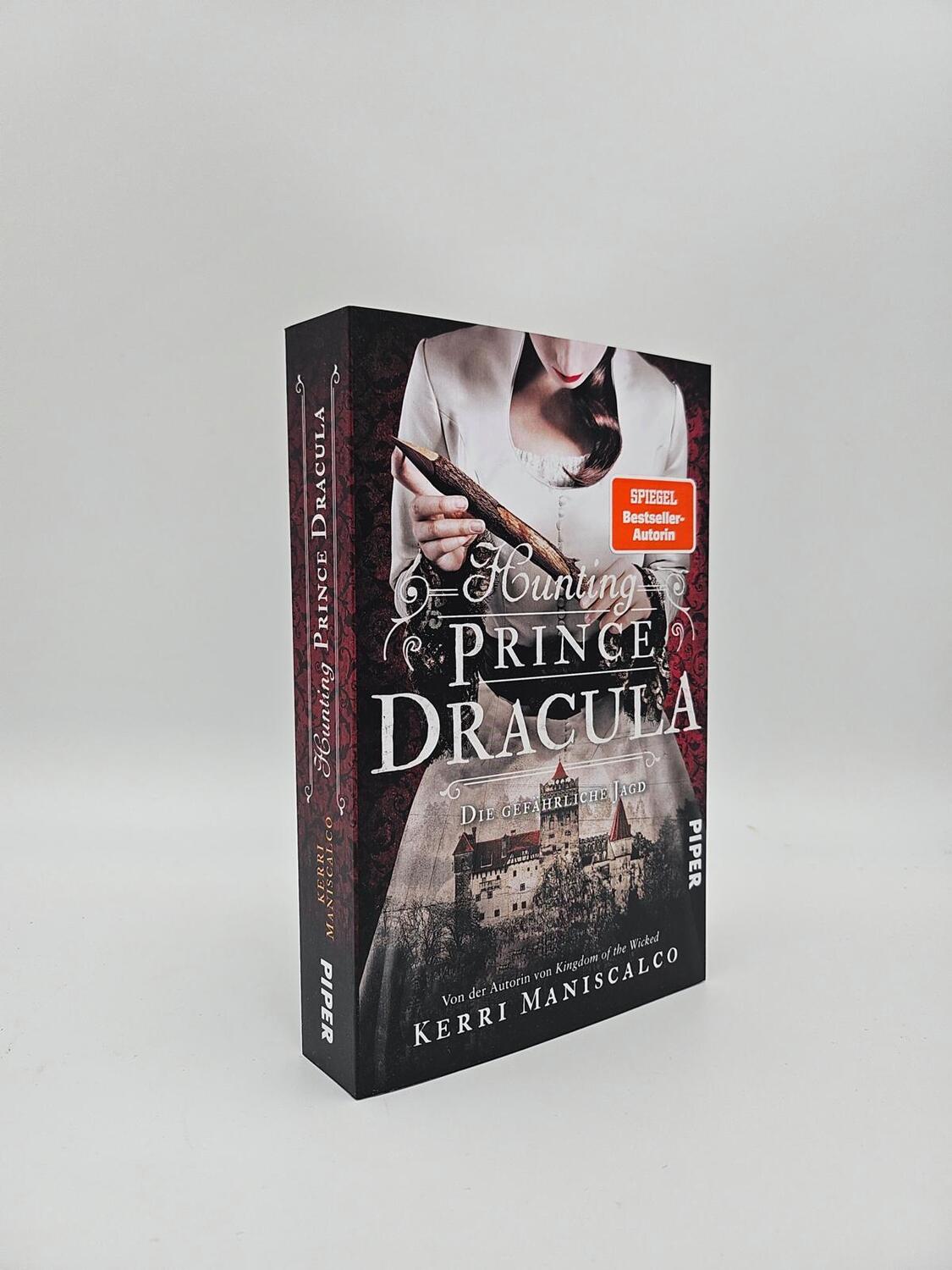 Bild: 9783492707824 | Hunting Prince Dracula | Kerri Maniscalco | Taschenbuch | 528 S.