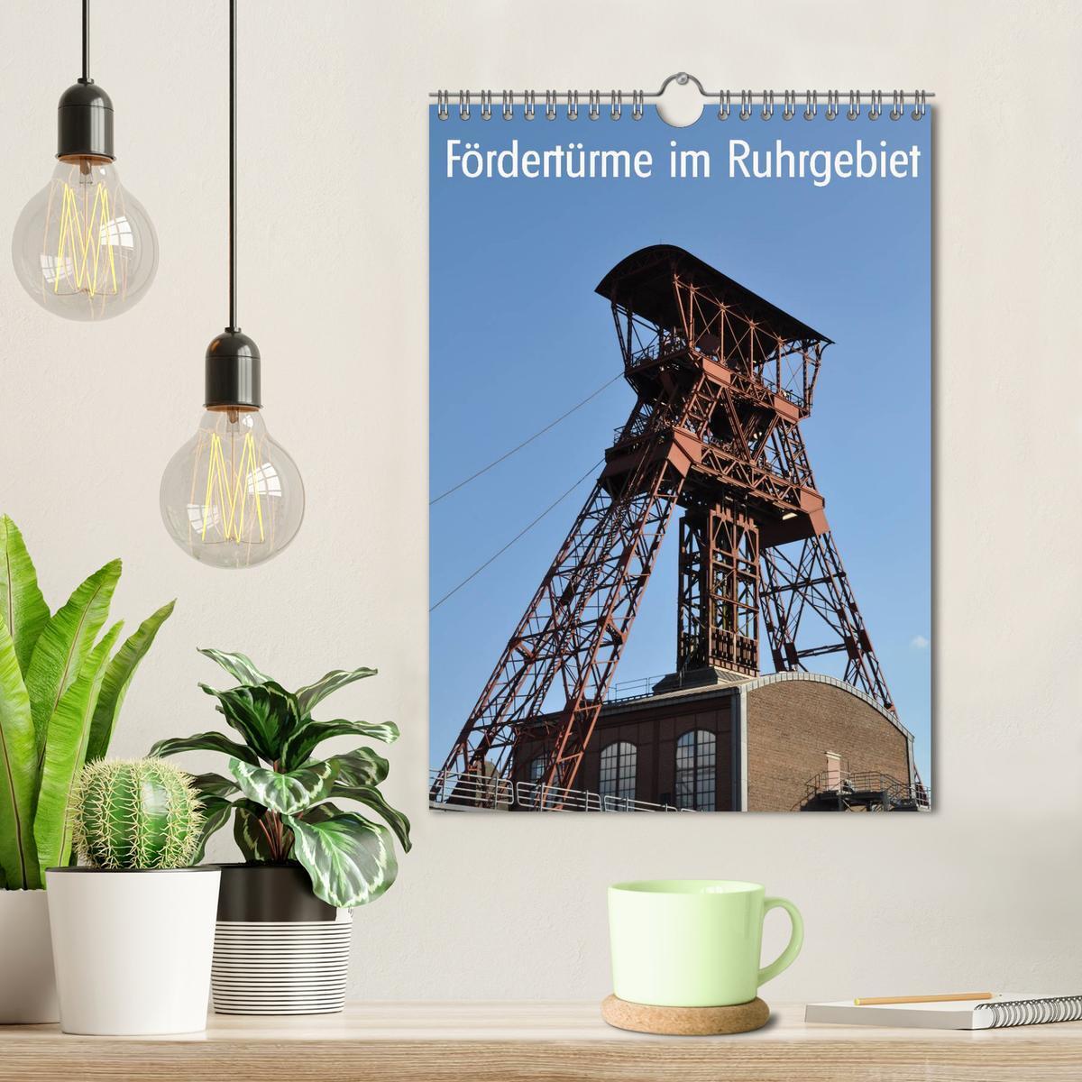 Bild: 9783457027998 | Fördertürme im Ruhrgebiet (Wandkalender 2025 DIN A4 hoch), CALVENDO...