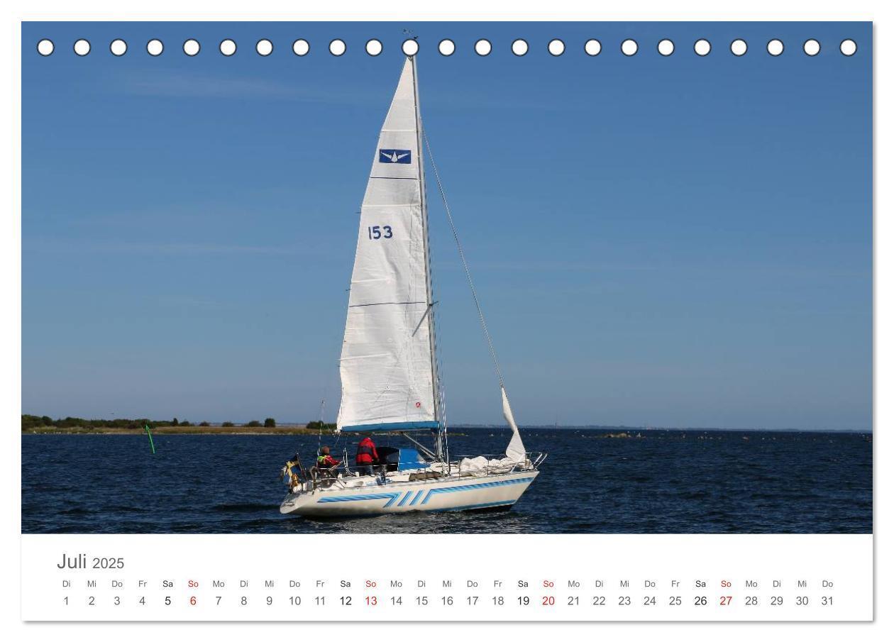 Bild: 9783435577903 | Segelboote in Südschwedens Schären (Tischkalender 2025 DIN A5...