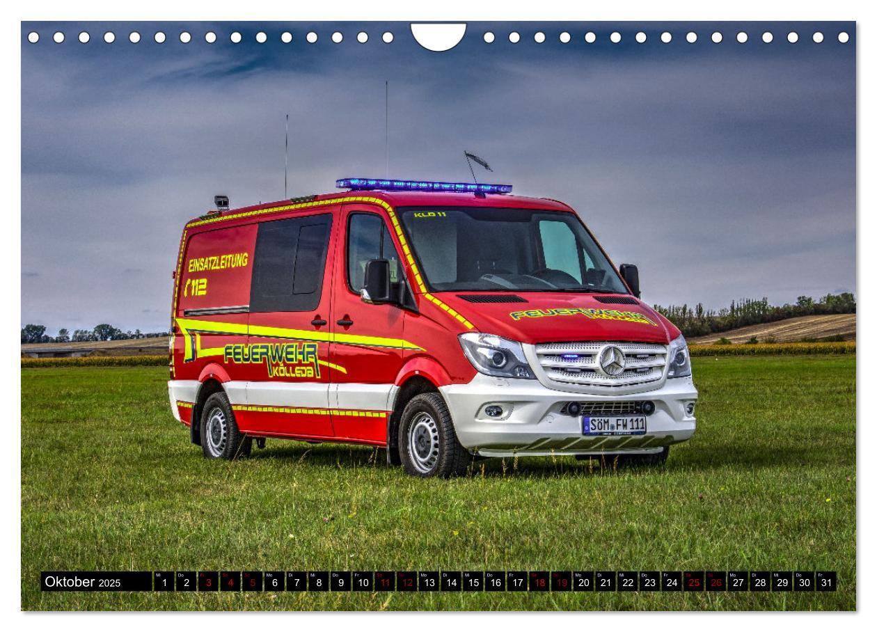 Bild: 9783435037322 | Feuerwehrfahrzeuge (Wandkalender 2025 DIN A4 quer), CALVENDO...