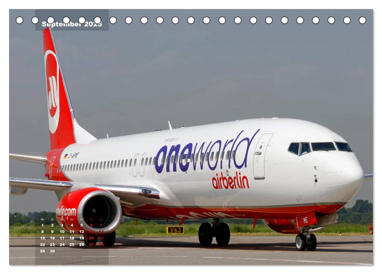 Bild: 9783435336937 | In Memoriam Air Berlin (Tischkalender 2025 DIN A5 quer), CALVENDO...