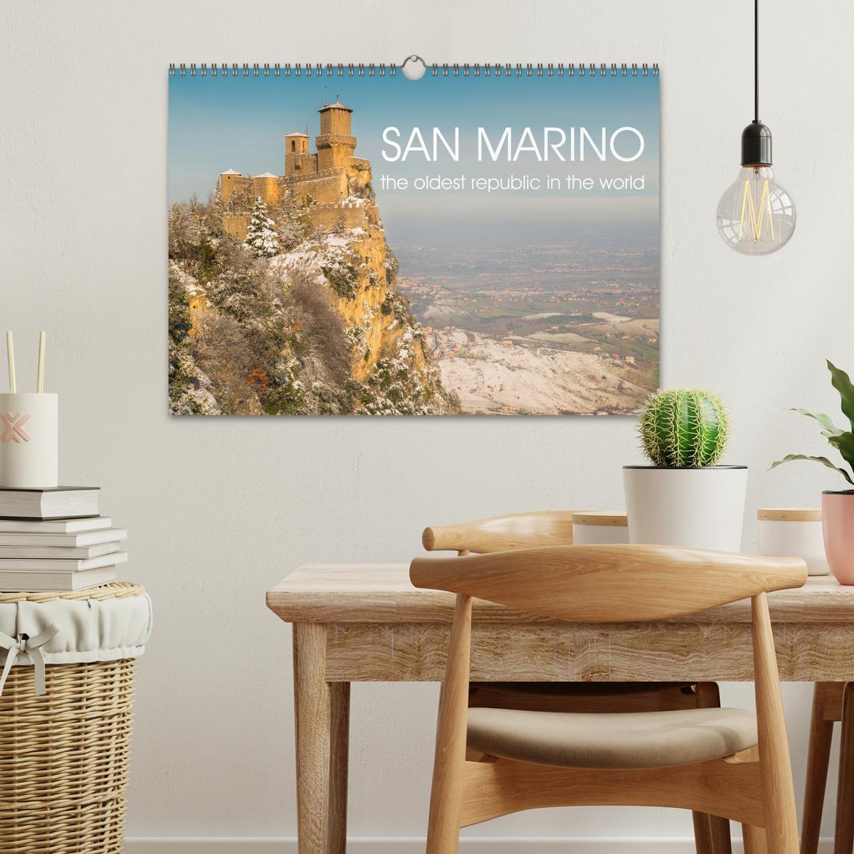 Bild: 9781325931149 | San Marino The oldest Republic in the world (Wall Calendar 2025 DIN...