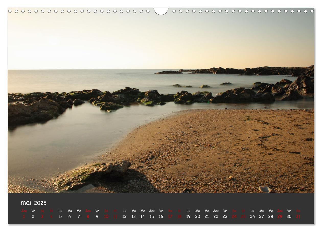 Bild: 9781325936823 | Le Cap d'Agde - Terre volcanique (Calendrier mural 2025 DIN A3...