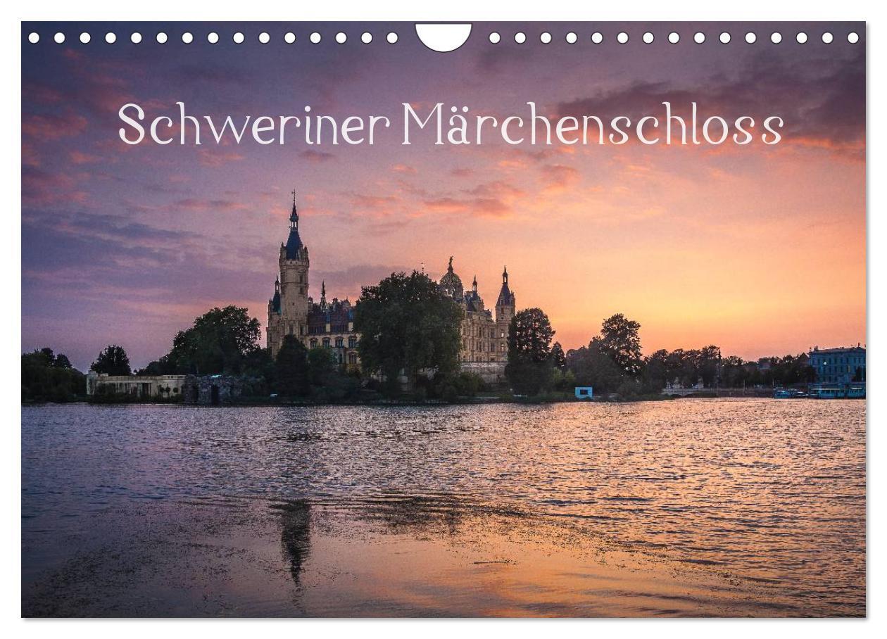 Cover: 9783383445460 | Schweriner Märchenschloss (Wandkalender 2024 DIN A4 quer), CALVENDO...