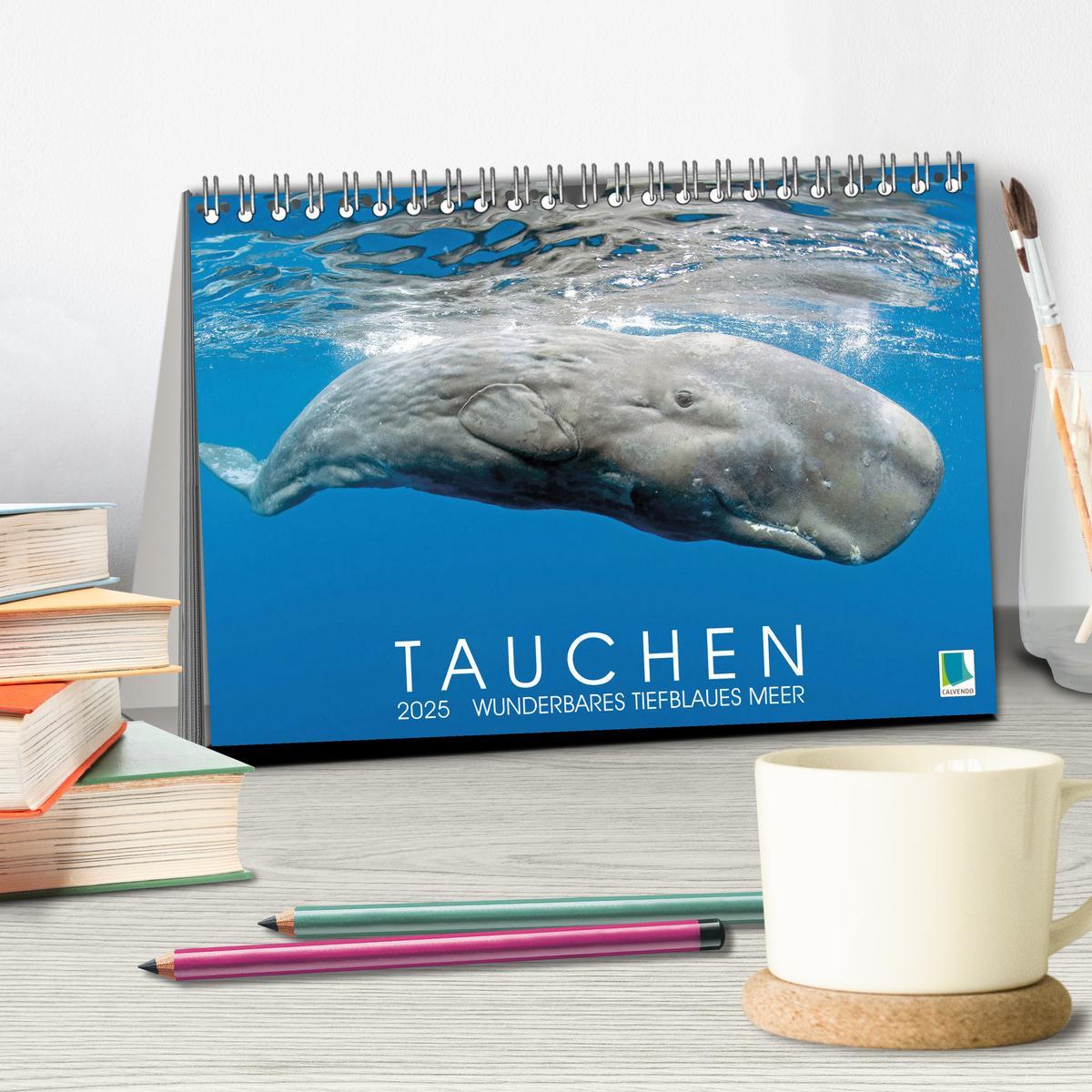 Bild: 9783383778292 | Tauchen: Wunderbares tiefblaues Meer (Tischkalender 2025 DIN A5...