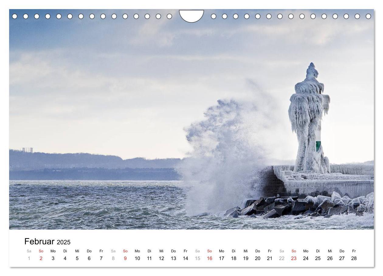 Bild: 9783435798292 | Rügen (Wandkalender 2025 DIN A4 quer), CALVENDO Monatskalender | 2025