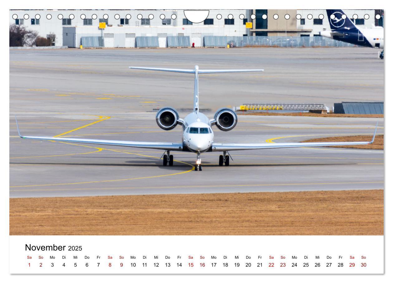 Bild: 9783457220283 | Die Welt der Privatjets (Wandkalender 2025 DIN A4 quer), CALVENDO...