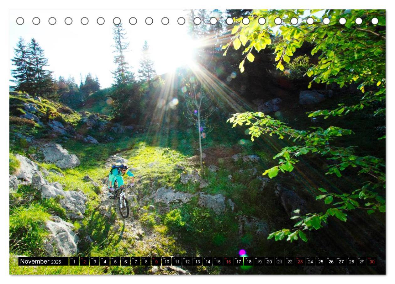 Bild: 9783435822225 | Mountainbike Spirit 2025 (Tischkalender 2025 DIN A5 quer), CALVENDO...