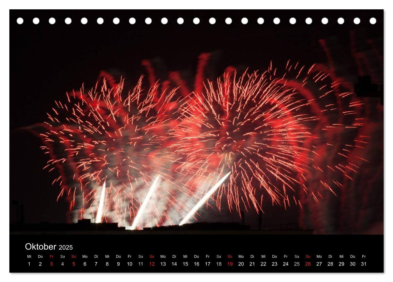 Bild: 9783435787432 | Feuerwerk (Tischkalender 2025 DIN A5 quer), CALVENDO Monatskalender