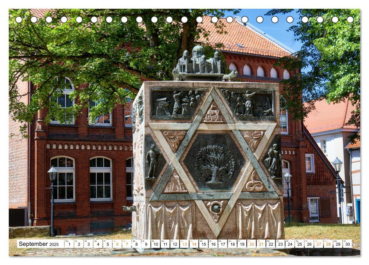 Bild: 9783383775451 | Hildesheim meine Stadt (Tischkalender 2025 DIN A5 quer), CALVENDO...