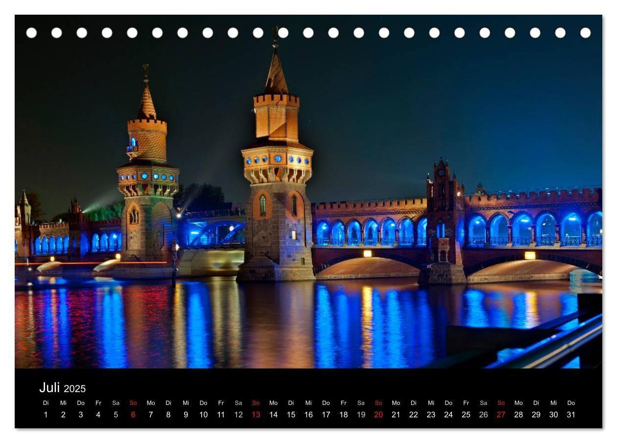 Bild: 9783435768516 | Berlin bei Nacht (Tischkalender 2025 DIN A5 quer), CALVENDO...