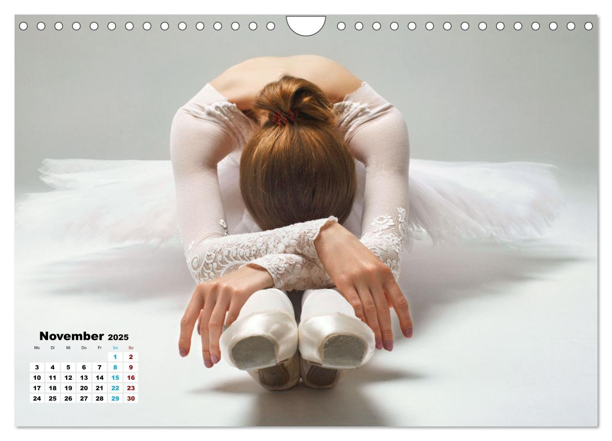 Bild: 9783457184042 | BALLETT - ein Hauch Magie (Wandkalender 2025 DIN A4 quer), CALVENDO...